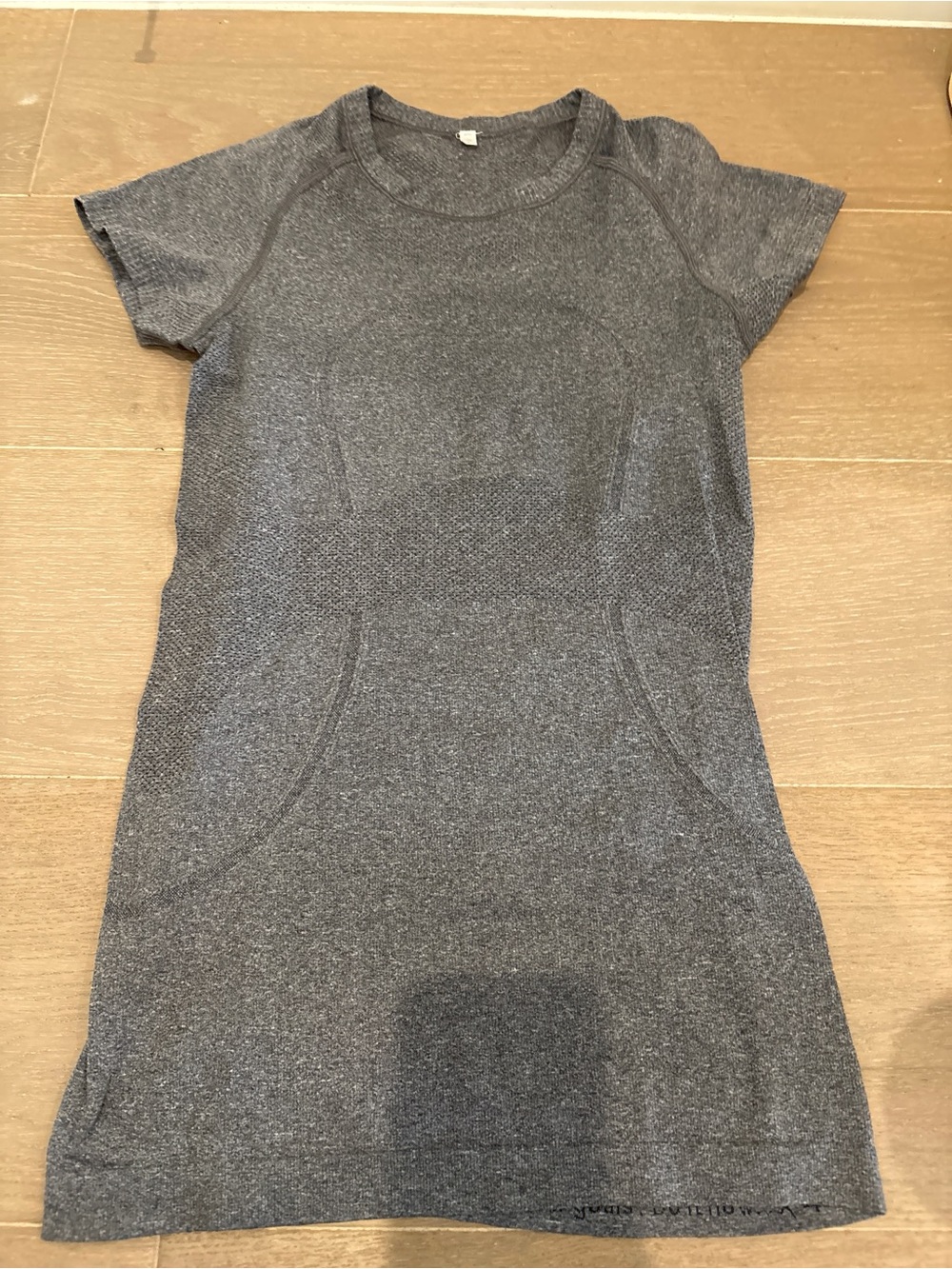 lululemon athletica Heathered Charcoal Short Sleeve Knit Dress